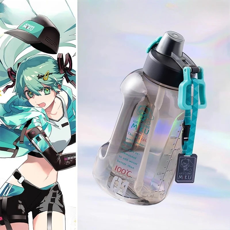 Фото Hatsune Miku 1600 мл спортивная бутылка для воды аниме тематическая колба для гидратации тренажерный зал-компаньон для бегунов и фанатов №1