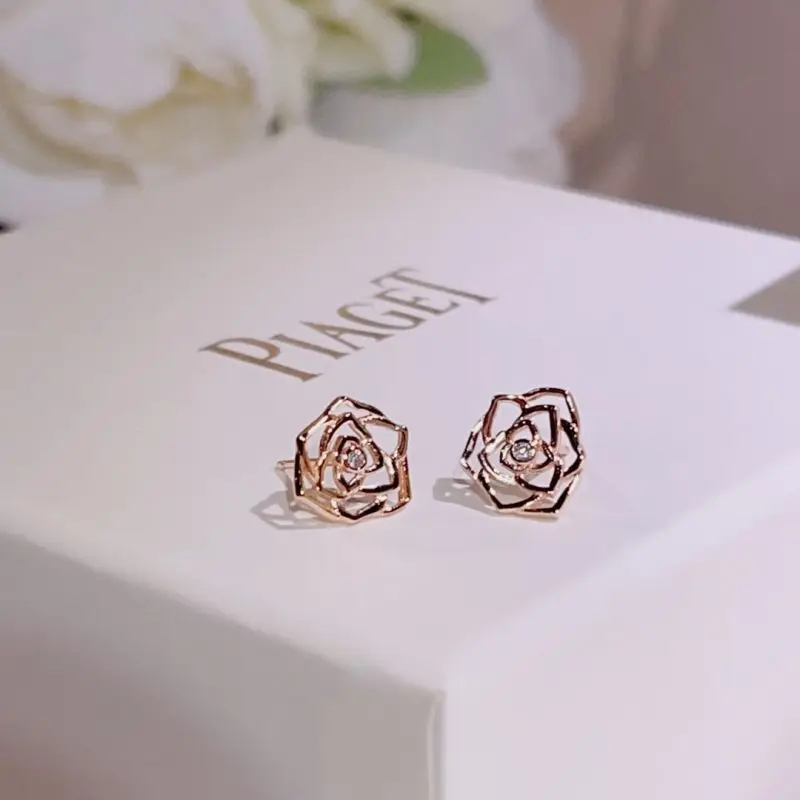 

Piaget Classic Luxury Brand Jewelry High Quality 925 Silve Red Rose Cutout Earrings For Women Pertty Gift Quality