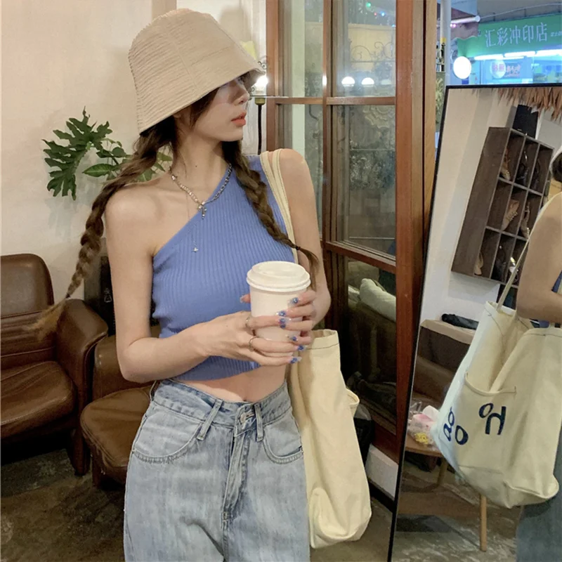 

Women's Halter Tops Strapless Short Bustier Top Sloping Shoulders Knitted Gentle Sexy New For Summer