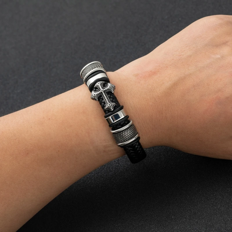 

Classic Men's Vintage Classic Fashion Braided Leather Metal Cross Amulet Bracelet Casual Religious Bracelet Christmas Gifts