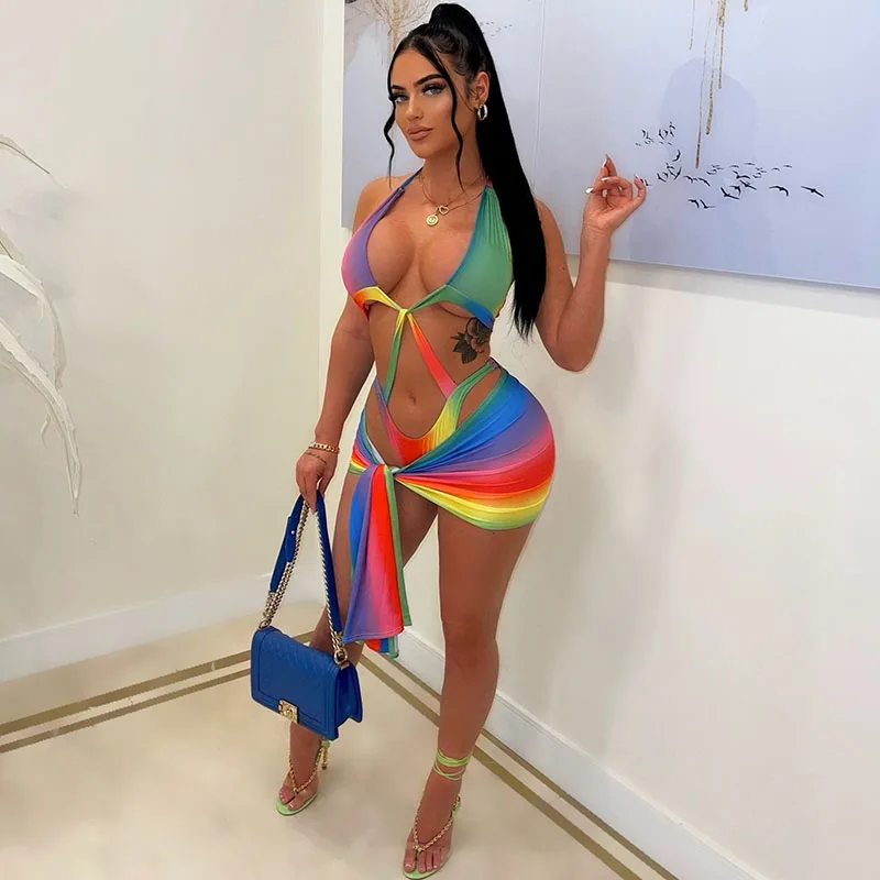 

Женский комплект из боди и юбки с радужным принтом