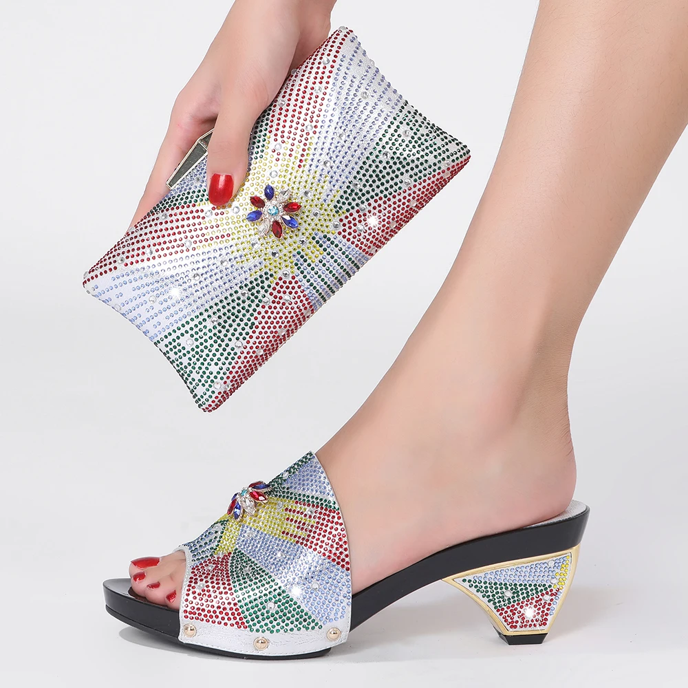African Shoes And Bags Matching Set With Hot Selling Women Italian design Shoes And Bag Set For Party Wedding Silver color shoes