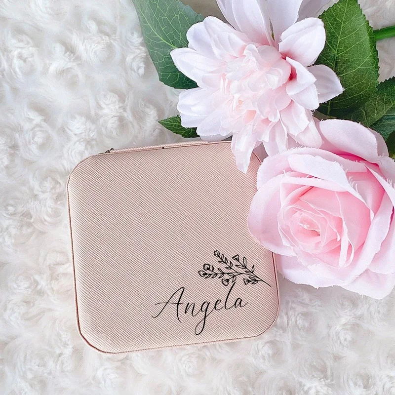 Кожаная квадратная шкатулка для украшений