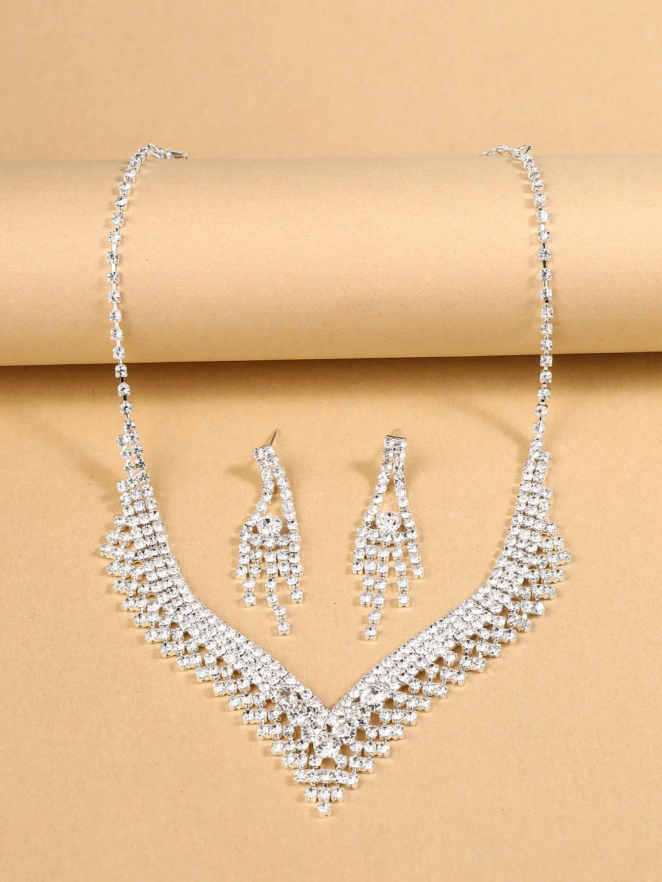 3 шт. женское модное и V-образное ожерелье с кисточками серьгами аксессуары для