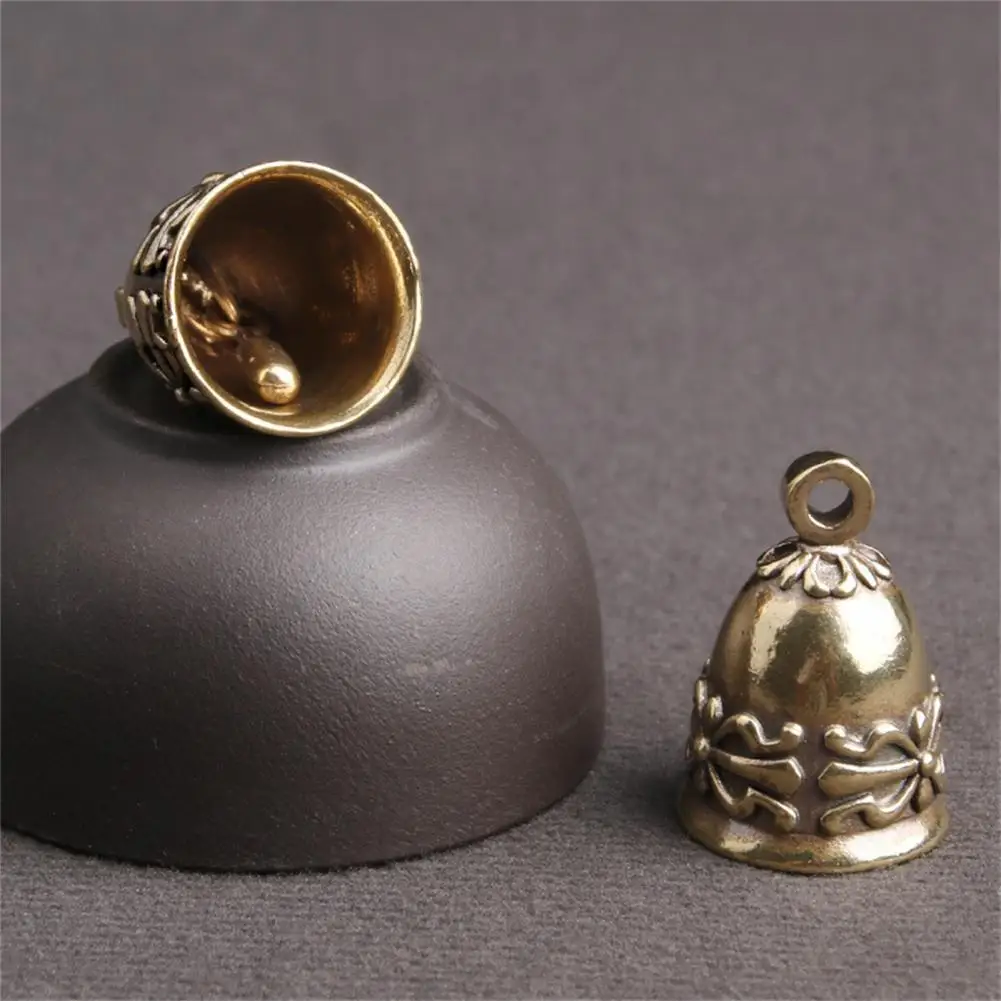 

Brass Pretty Retro Style Bell Ornament Durable Miniature Bell Undeformable for Office