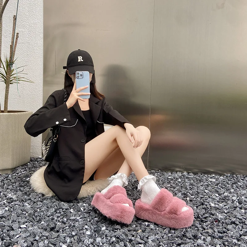 2023 New Large 7CM Thick Bottom Lining with Plush Leather Printing High Grade Feeling Plush Drag Fashion Casual Plush Drag