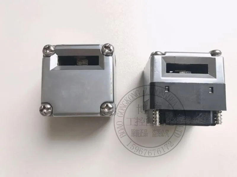 

Lock head IDEC safety switch HS5E-D4/G4/VF4/VF7Y/C7Y/D7Y/F7Y/G7Y/VD4/VJ4