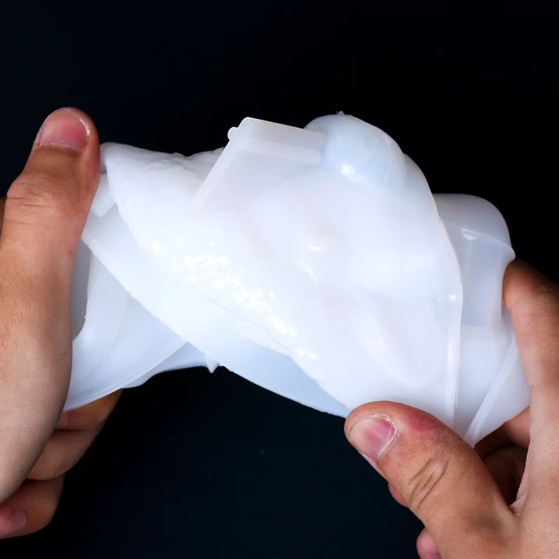 Силиконовая форма сделай сам для изделий из бытовой смолы |