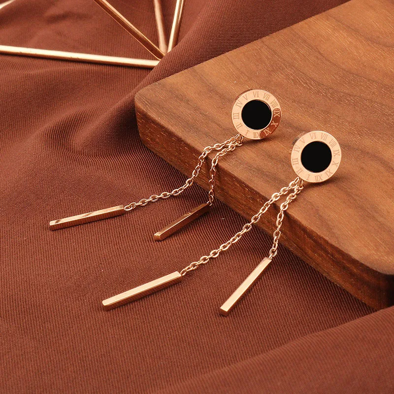 

Классические женские длинные серьги-Кисточки Из Нержавеющей Стали, черные круглые серьги-капельки с римскими цифрами для пирсинга, совреме...