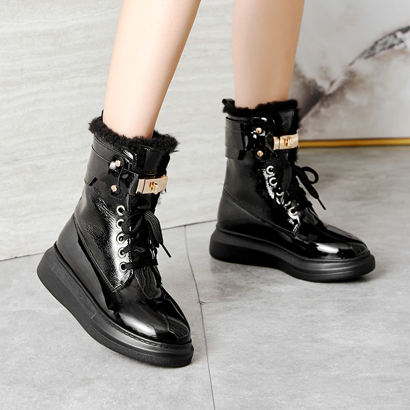 

2023 New High-top Short Ankle Boots Women Winter Warm Shoes Plush Snow Boots For Women Black/sliver Sneakers Waterproof Boots
