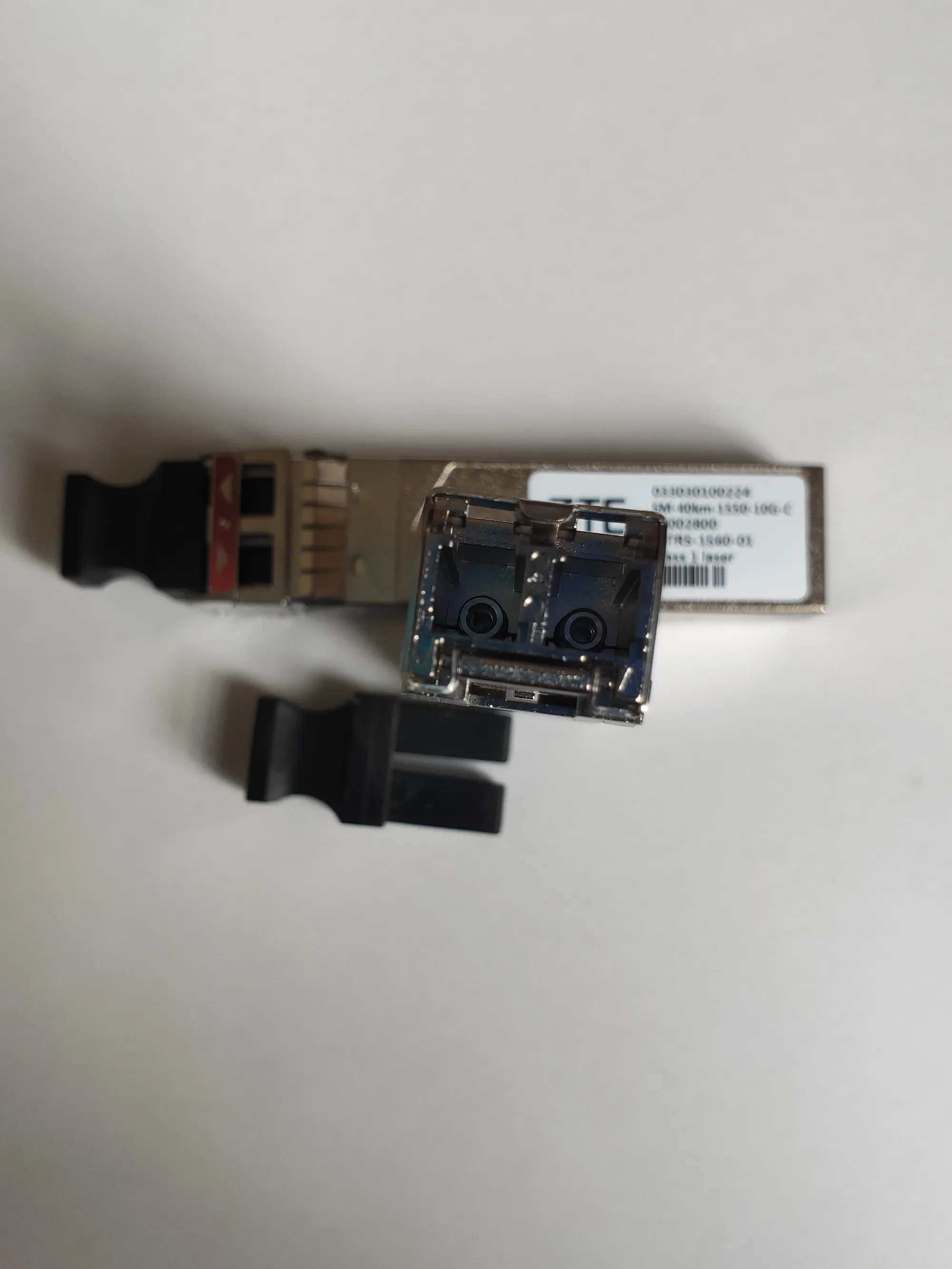 Фото 1 шт. ZTE 10G 40KM SFP оптоволоконный модуль 033030100224 23002800 SM-40KM-1550-10G-C MTRS-1S60-01 40KM оптоволоконный трансивер SFP №2