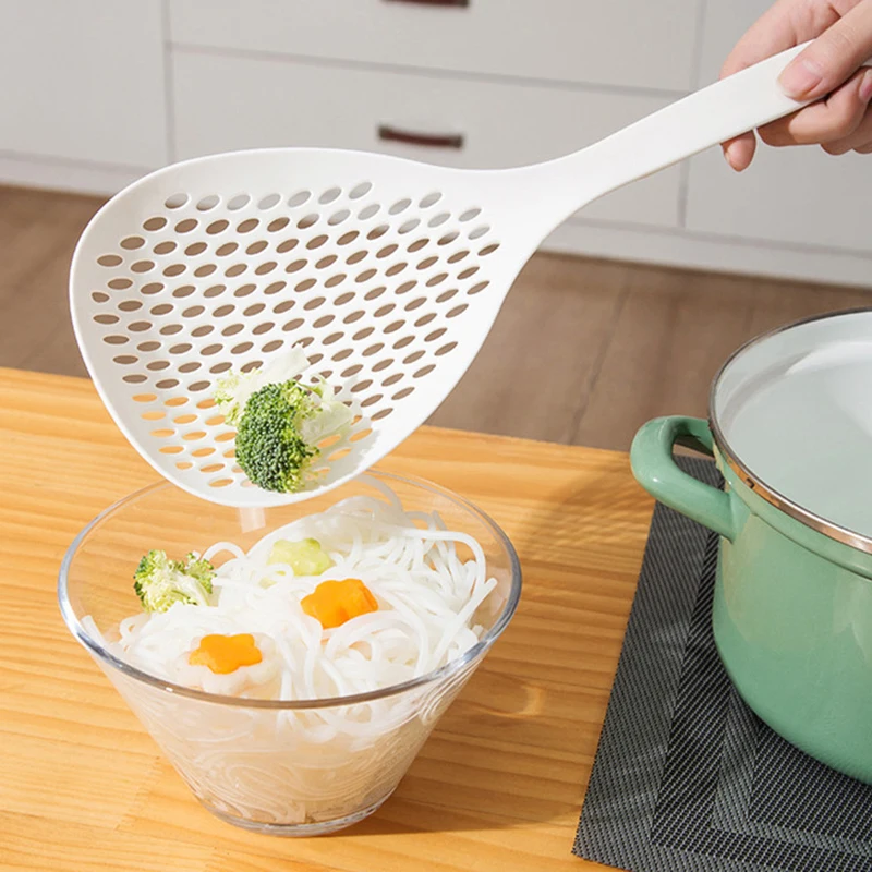 

Кухонный дуршлаг, нейлоновая круглая сетчатая ложка с длинной ручкой, для лапши, пельменей, соскальзывания, домашний большой дуршлаг
