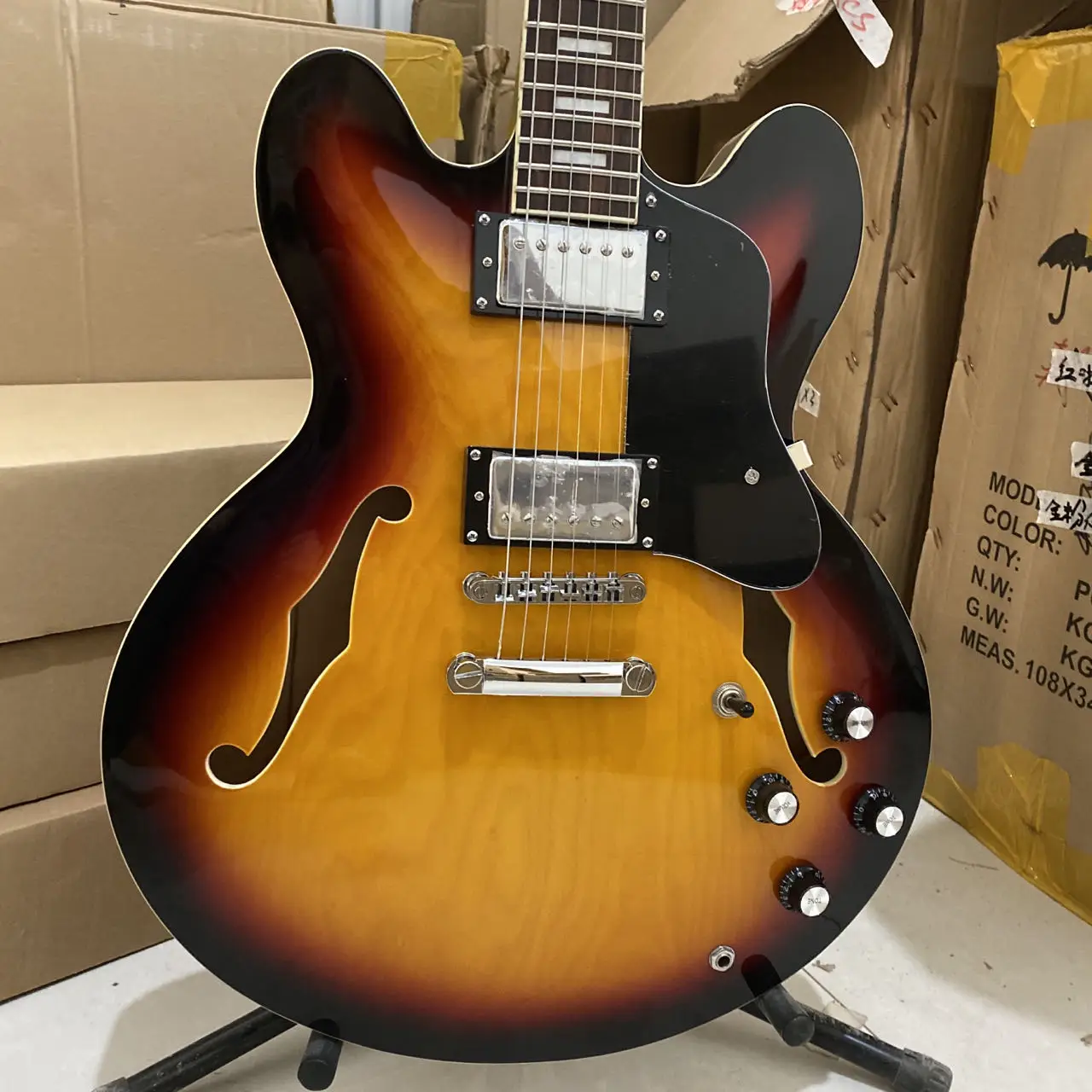 

ES 335 Electric Guitar Semi Hollow Body Vintage Sunburst Color Rosewood Fingerboard High Quality Guitarra Free Shipping