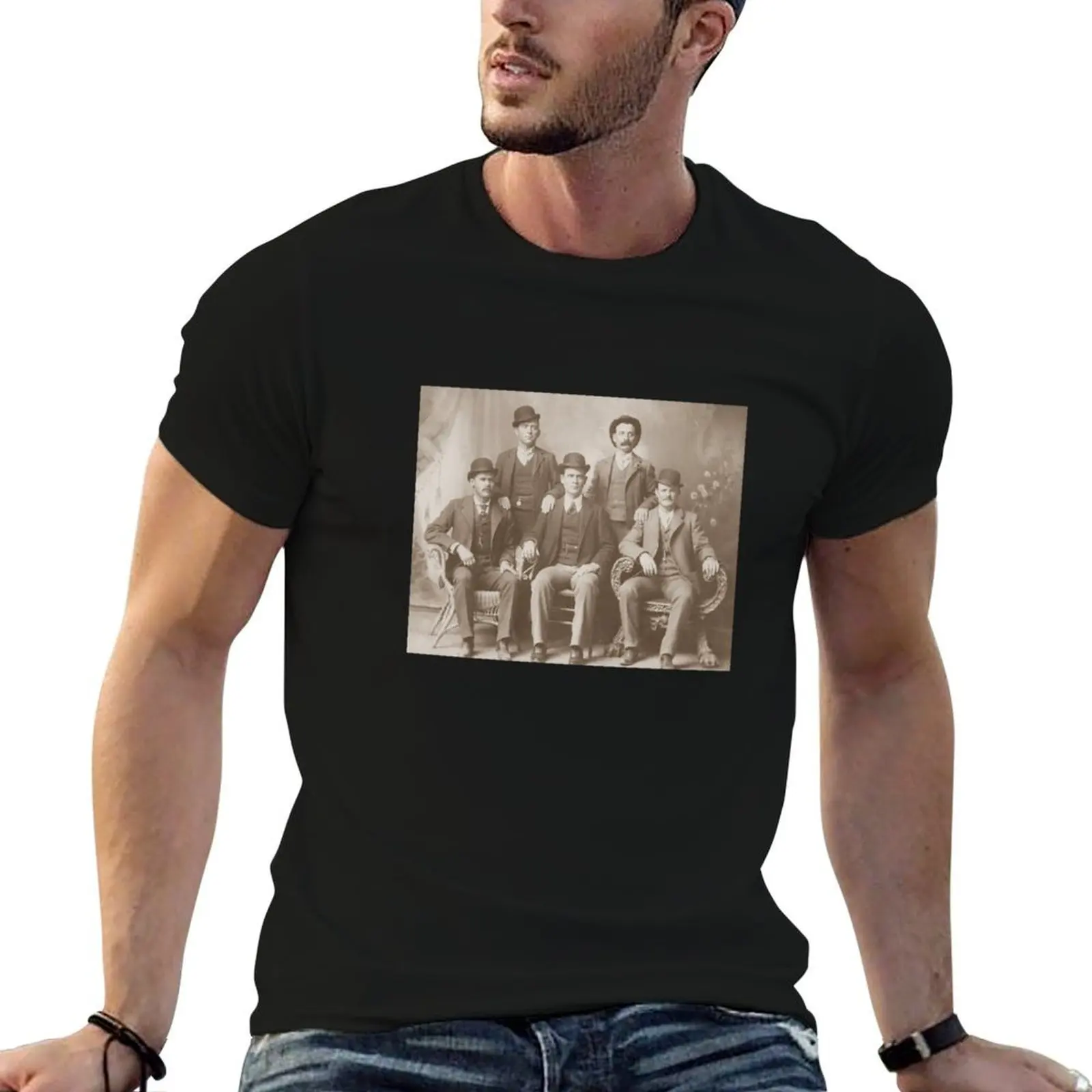Фото Футболка Butch Cassidy - Sundance Kid - Wild Bunch, базовая модель с круглым вырезом и короткими рукавами №1