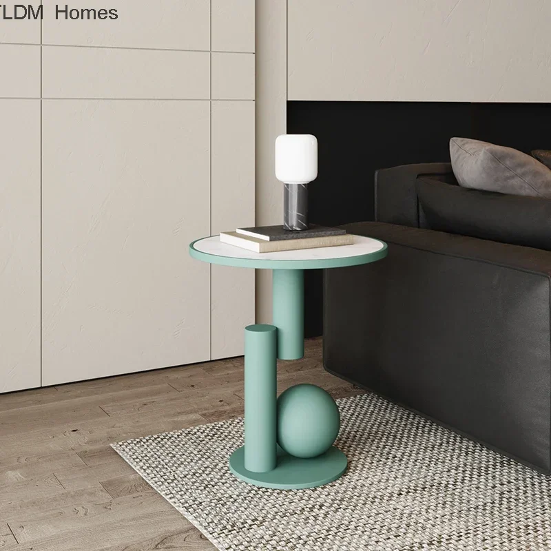 Маленький круглый журнальный столик мобильный прикроватный ночной для дивана