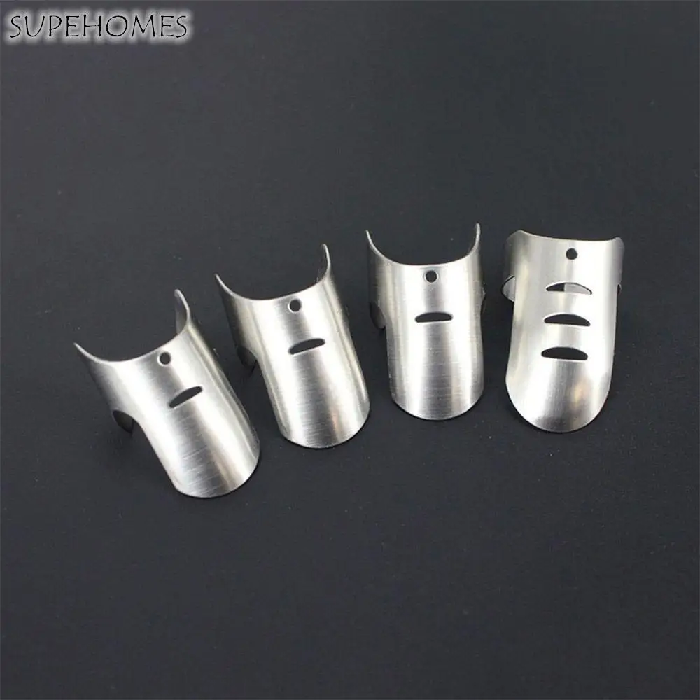 

Cut 4pcs/Set Glove Finger Protector Slice Cooking Gadgets Stainless Steel Finger Hand Guard