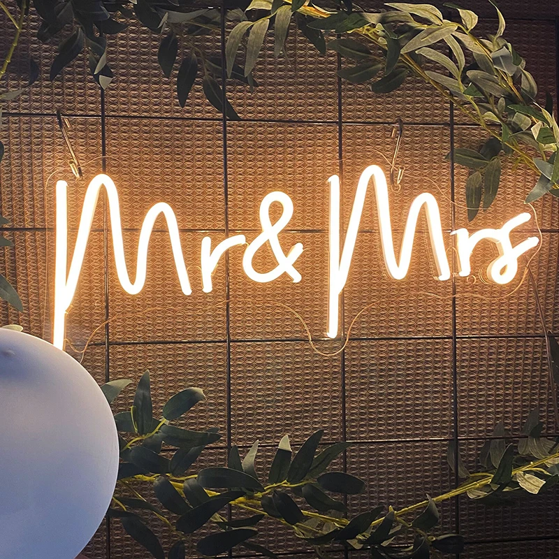 

Надпись «Mr & Mrs» с именем на заказ, декор для свадьбы и юбилея, светодиодные вывески для помолвки, настенный подвесной домашний неоновый фон для бара, паба