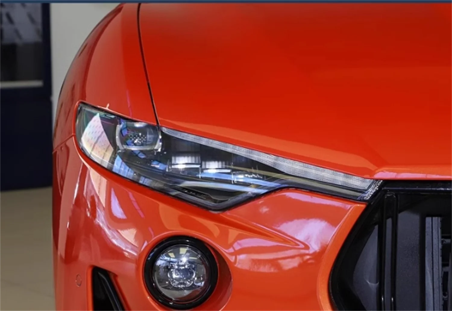 Фонарь головного света для Maserati Levante дневной свет яркий ближний сигнал поворота