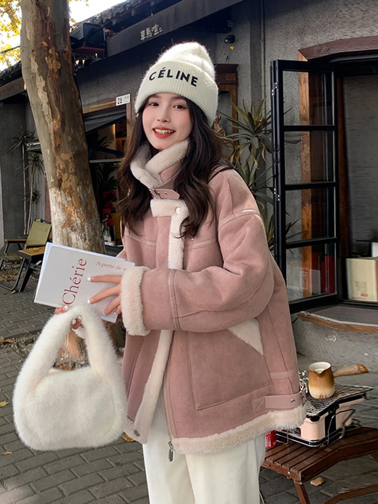 Розовая замшевая верхняя одежда из овечьей шерсти женская зима 2024 новинка на