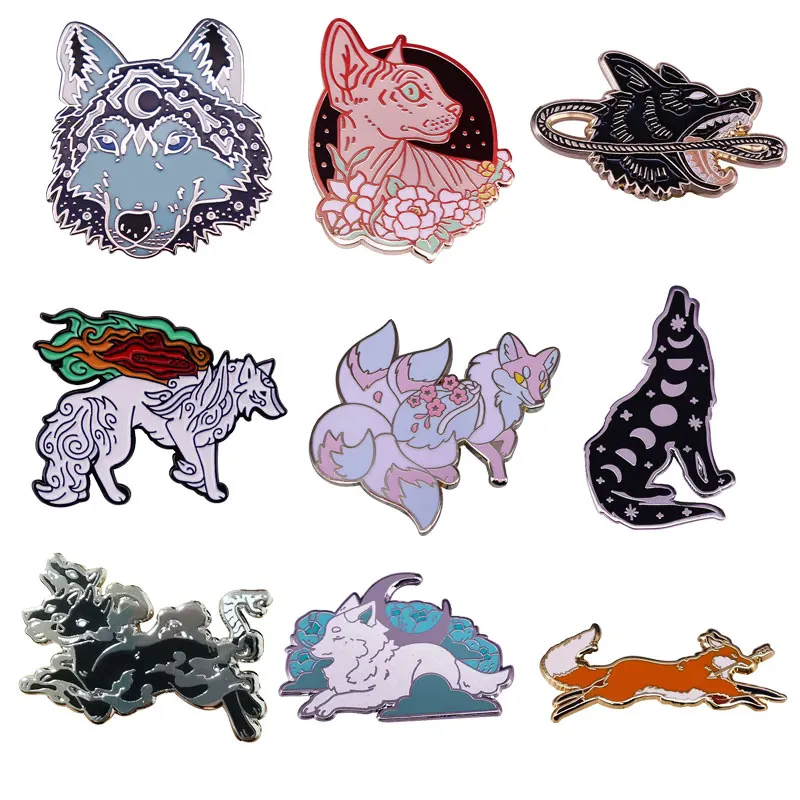 

Fierce Canidae Animal Metal Enamel Brooch Interesting Wolf and a Fox Lapel Badge Denim Jacket Backpack Pin Decoration