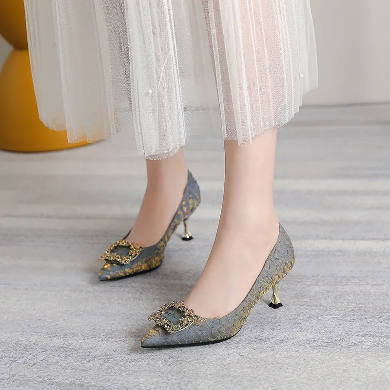 

Туфли-лодочки женские на тонком высоком каблуке, 6 см