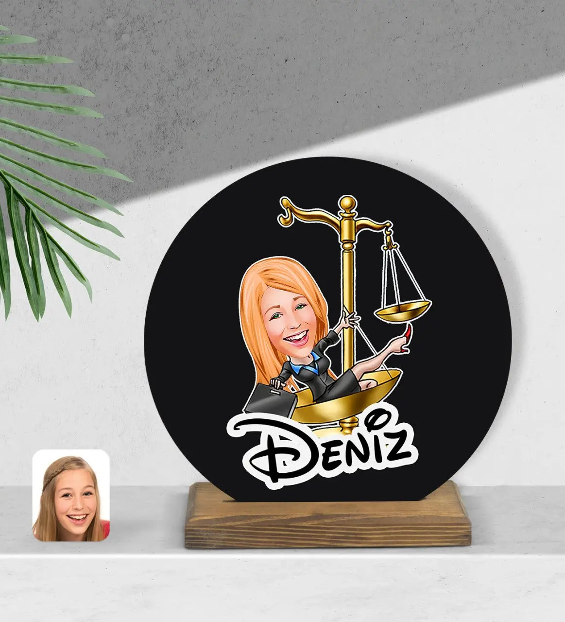 

Personalized women's lawyer cartoon wooden Biblo-4