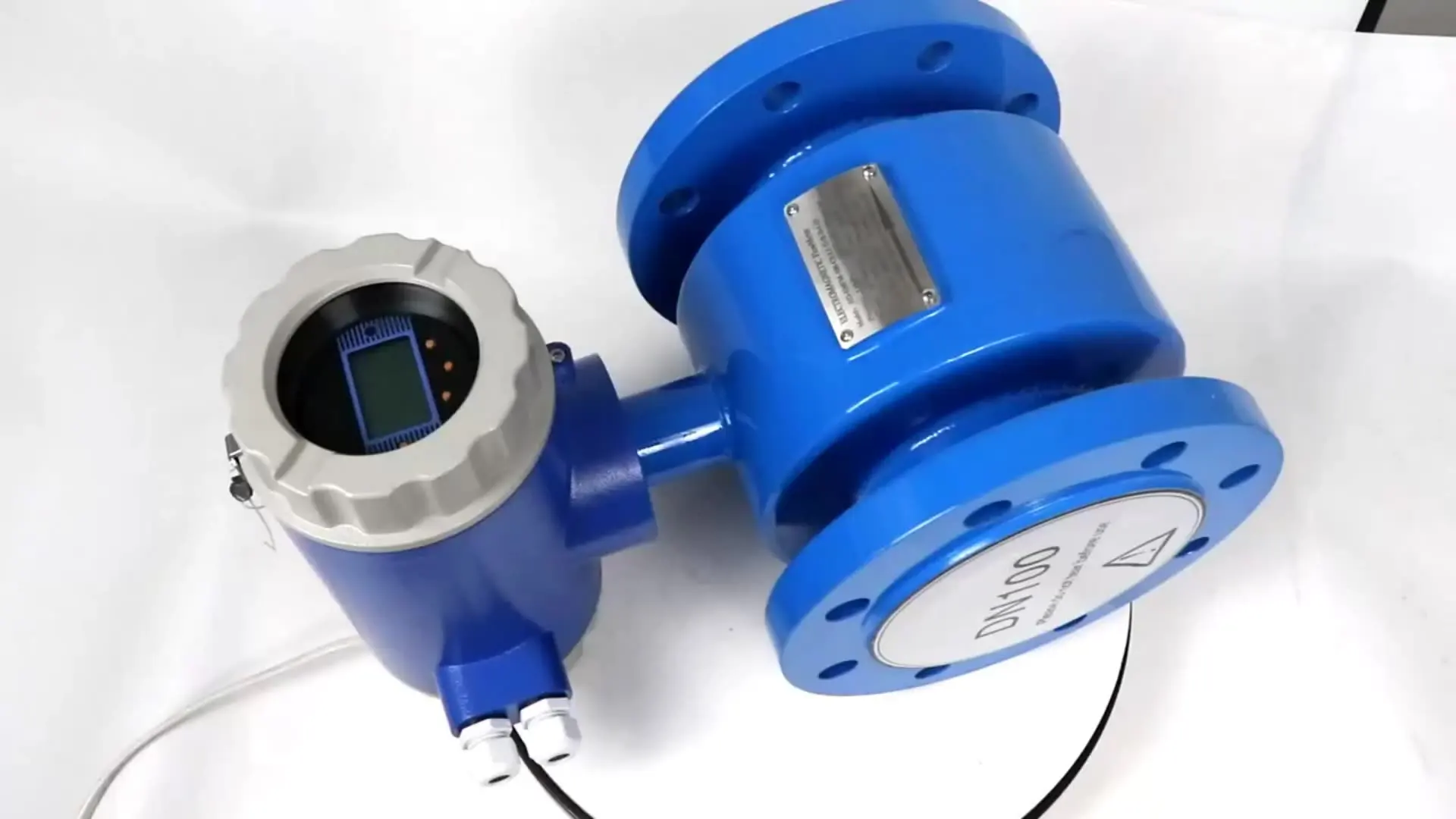 

DN50 Carbon Steel Material Digital Electromagnetic Flowmeters Flow Meter For Water