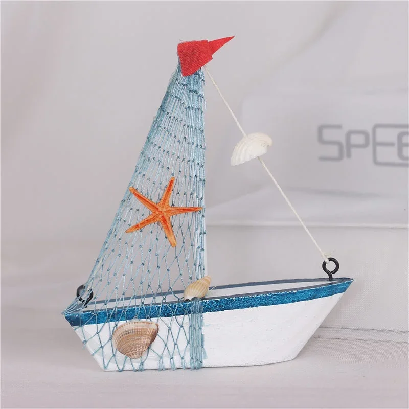 

Средиземноморская статуэтка парусника из дерева и смолы