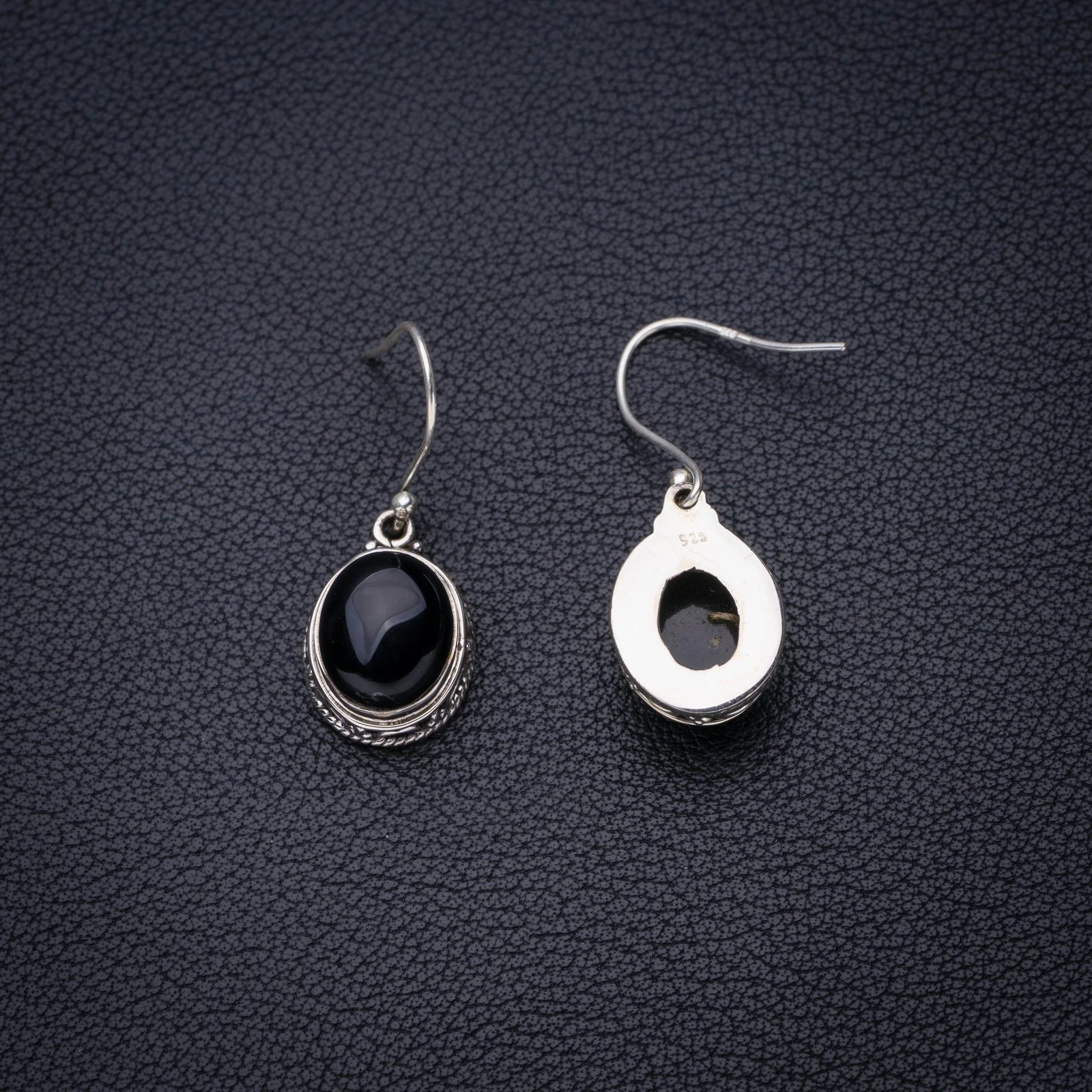 

StarGems Natural Black Onyx Handmade 925 Sterling Silver Earrings 1.5" E6433