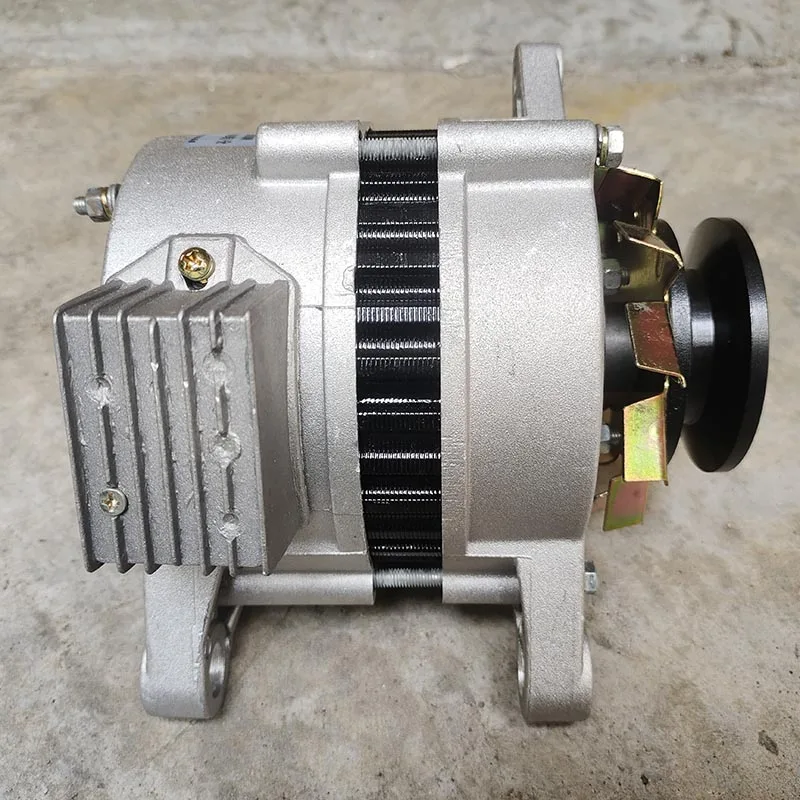 Бесщеточный генератор переменного тока с постоянным магнитом 220 В 2000 Вт