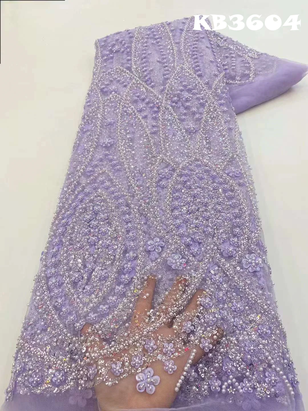 Кружевная ткань с бисером