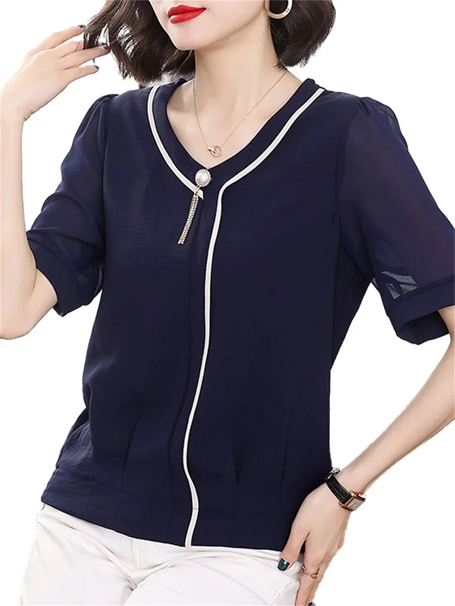 Блузка женская с коротким рукавом и круглым вырезом однотонная 4XL |