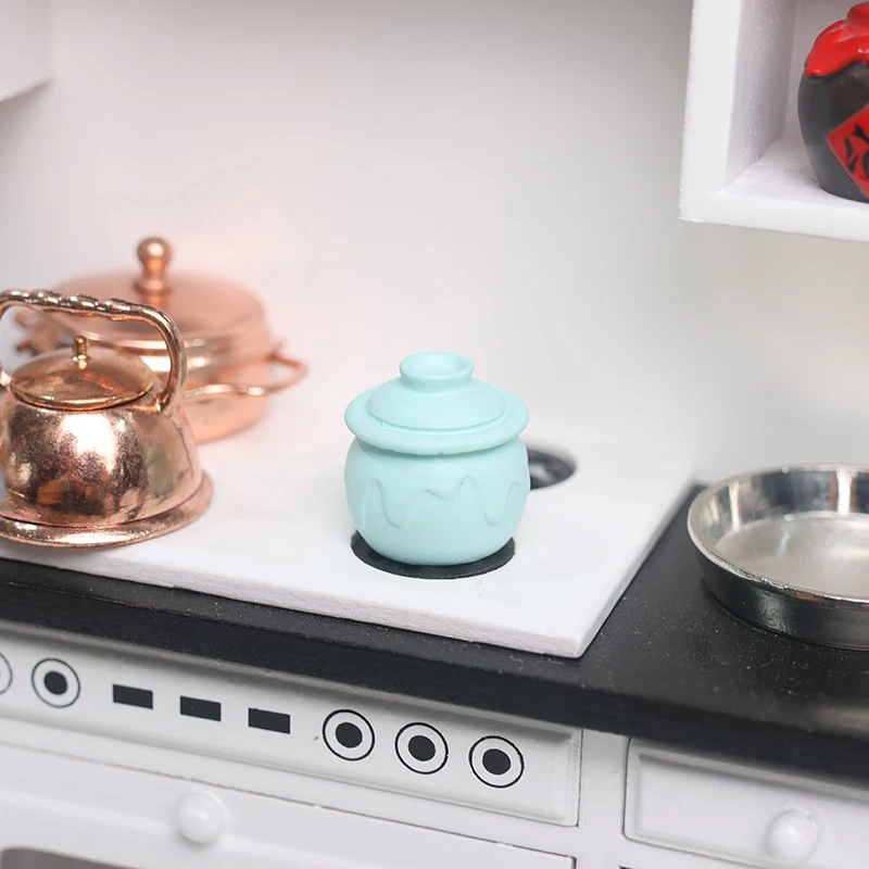 

1/12 Dollhouse Simulation Soup Pot Model Dollhouse Miniature Jar Doll House Kitchen Decoration Accessories