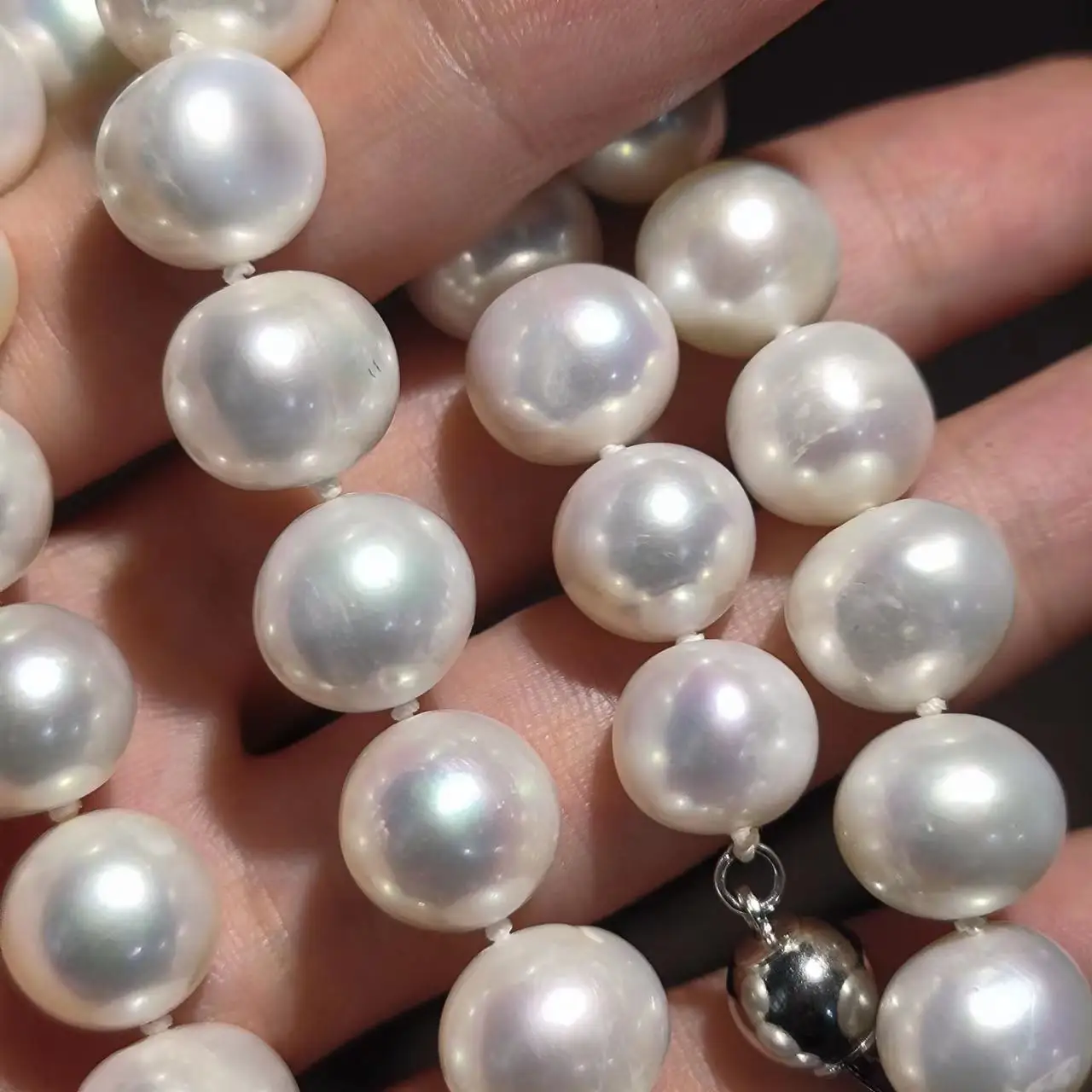 1pcs/lot high quality natural freshwater pearl necklace Large particles Strong gloss micro-blemish short High-end Ladies Jewelry