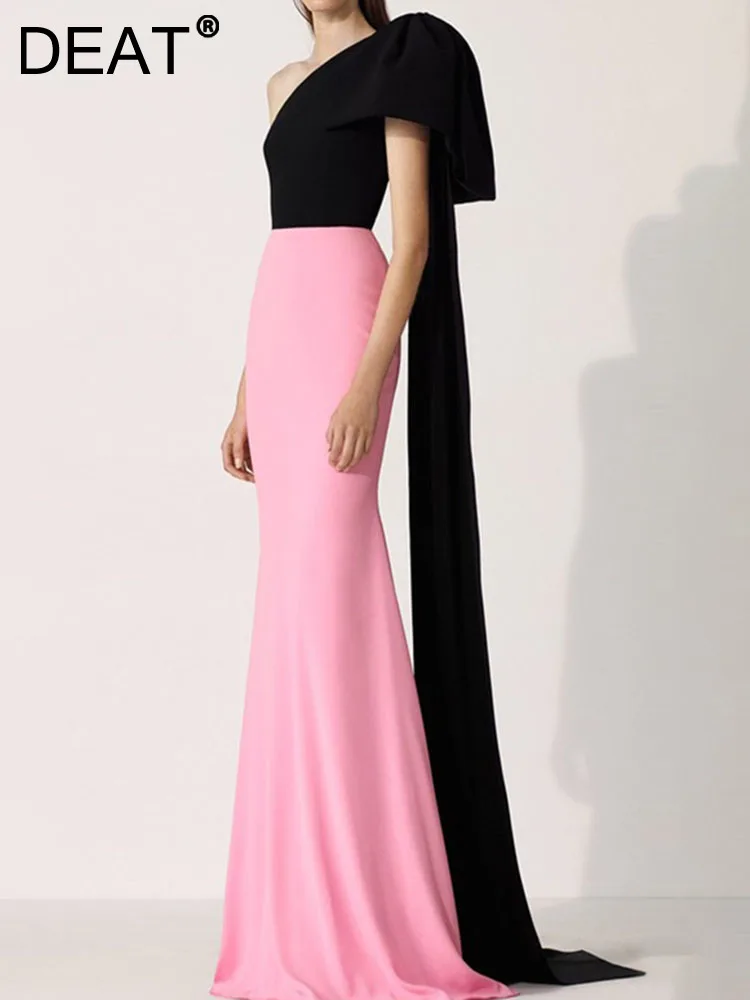

[DEAT] Temperament Diagonal Collar Slim Contrast Color Dresses For Women's New Sleeveless Design Dress 2023 Spring 13DB166