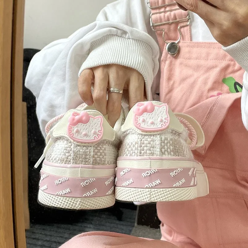 Sanrio Hello Kitty Sneaker Y2k Girl Casual Trendy Shoes Women Kawaii Canvas Flat Shoes New Cartoon Cute Board Shoes Students