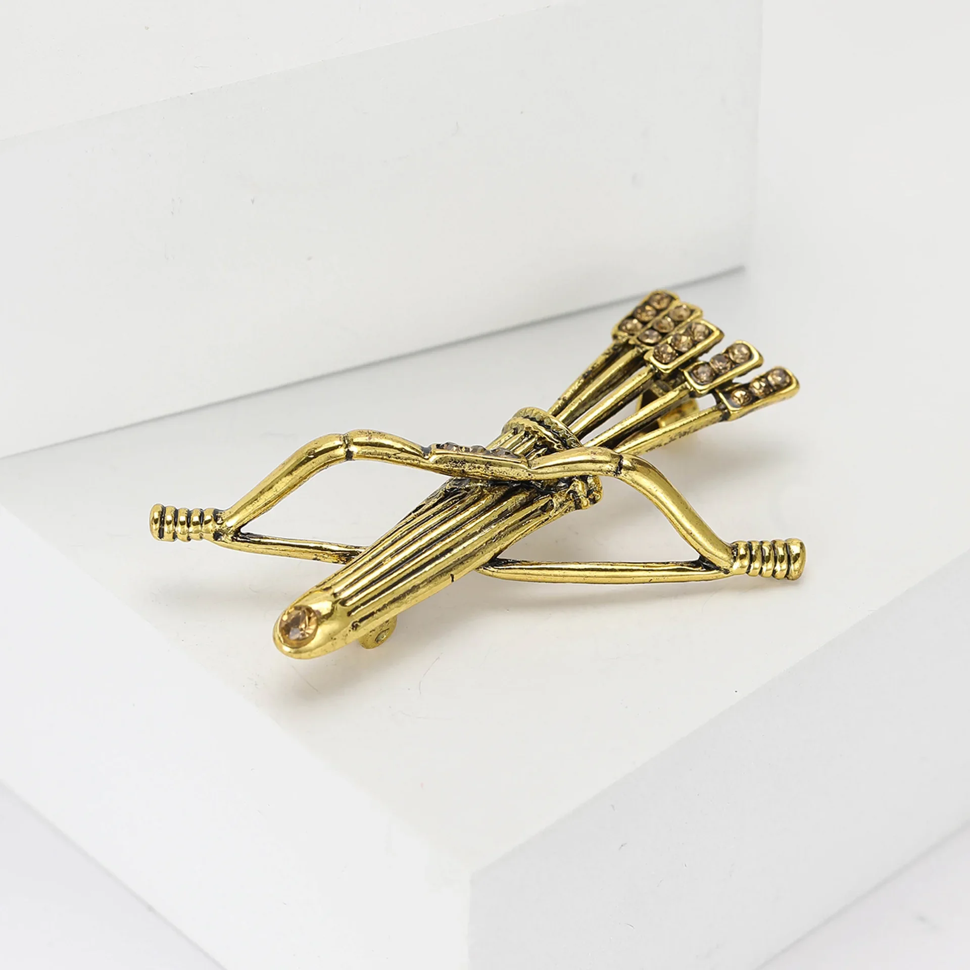 Vintage Cupid's Arrow Brooch Personalized Bow Arrow Quiver Metal Lapel Pin for Men Suit Jacket Corsage Jewelry Accessories (art.: 3920cf72ee91f) - 3920cf72ee91f