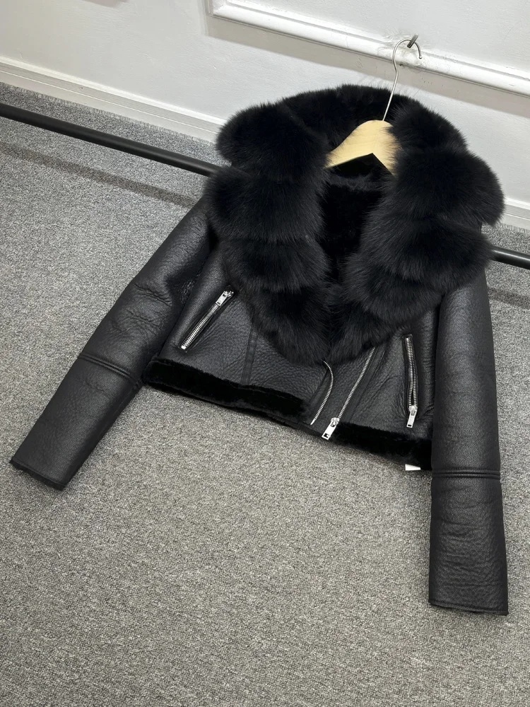 Женская куртка из искусственного меха ягненка