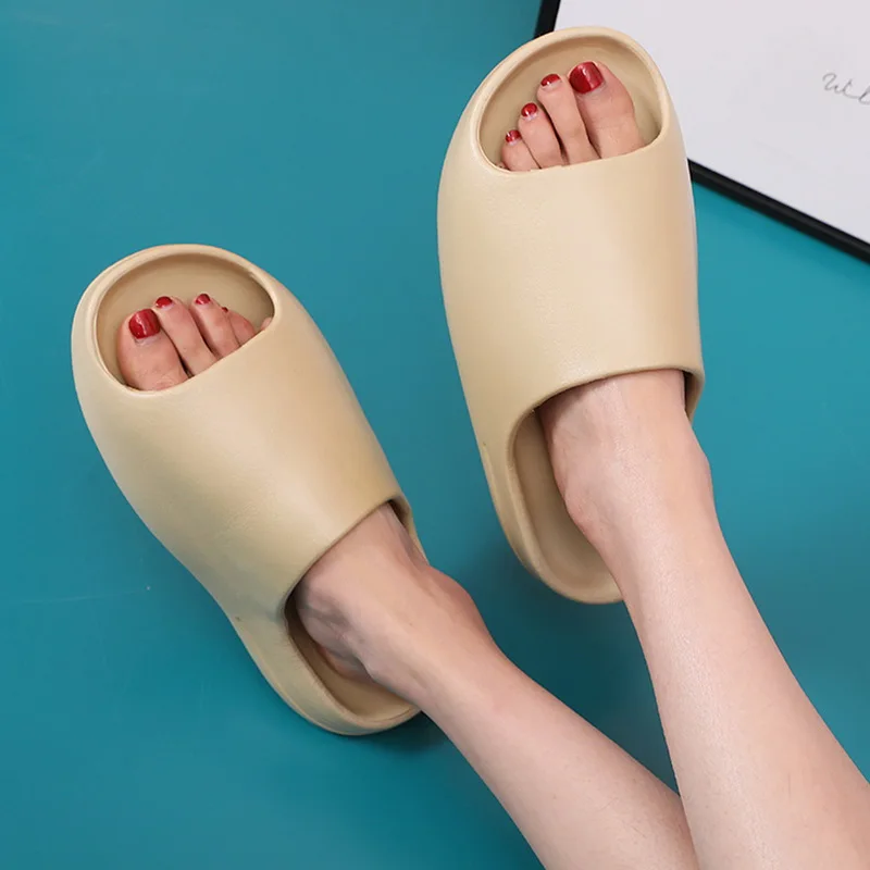 Рисунок 4 - Шлепанцы женские на платформе 3