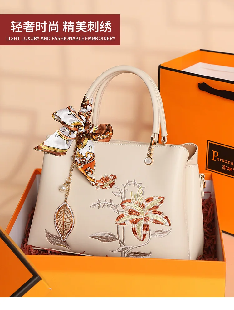 2025 новый легкий китайский стиль арт-дизайн большая вместительная вышитая сумка