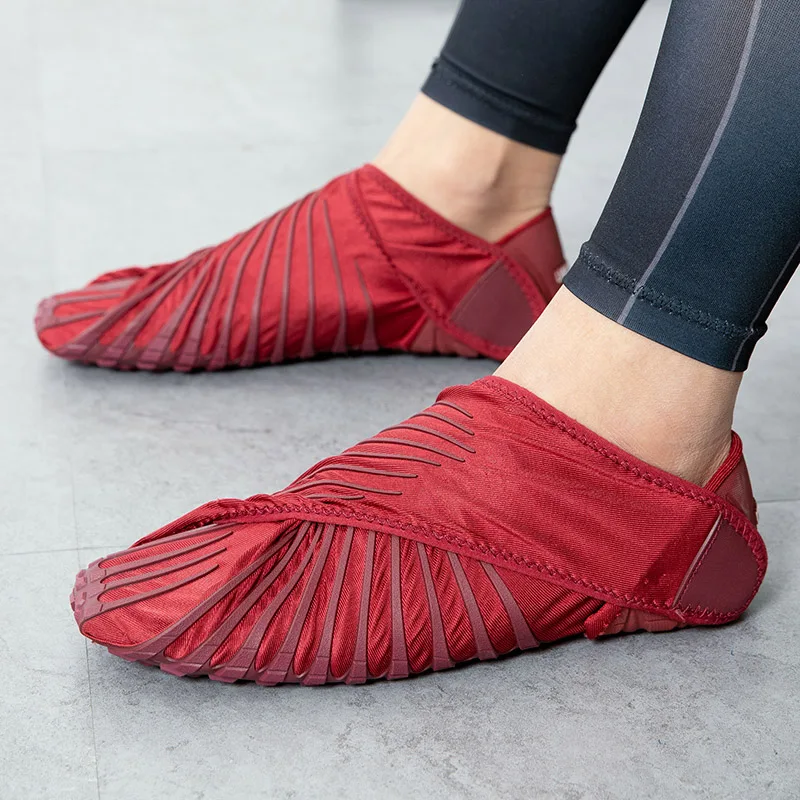 

Couple Yoga Shoes Outdoor Sports Non-slip Training Shoes Lightweight Racing Cycling Shoes Women Weight Loss Fitness Shoes 35-47#