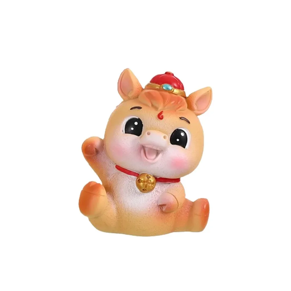 

Миниатюрные фигурки лошади 2026 года из смолы