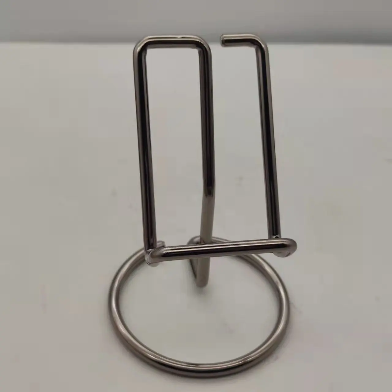 

Металлическая подставка для минералов DHFS