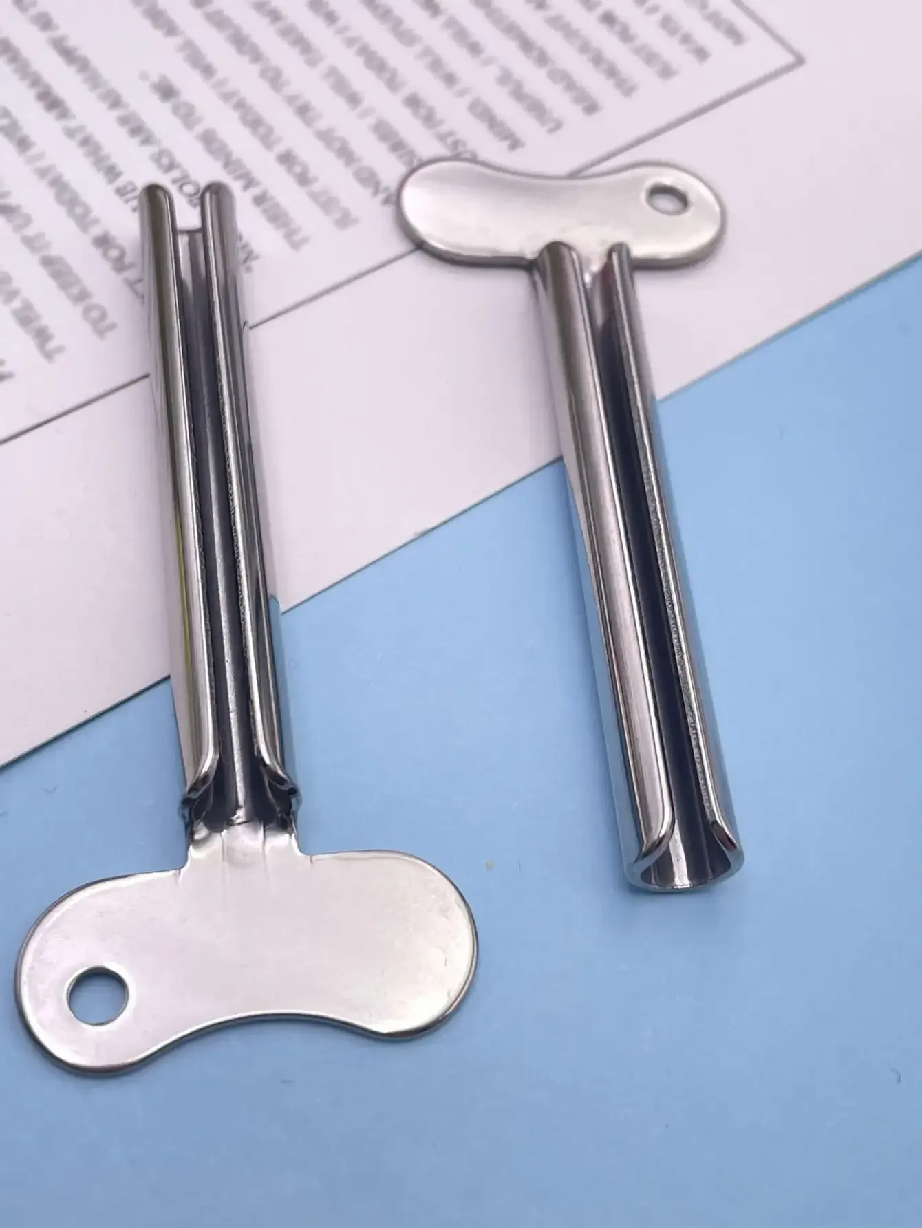 

Роликовый тюбик для зубной пасты из нержавеющей стали