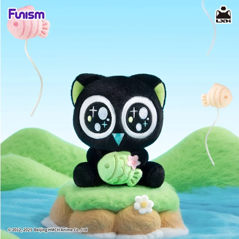 Фото FUNISM Luo Xiaohei Hug Series, плюшевая подвеска, серия слепых коробок, фигурки, экшн-игрушки, фигурка, подарок на день рождения, детская игрушка №3