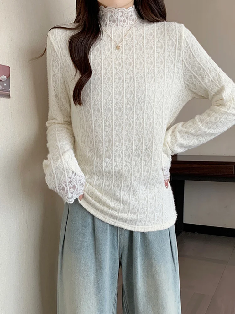 Рубашка больших размеров с кружевным низом и полувысоким воротником