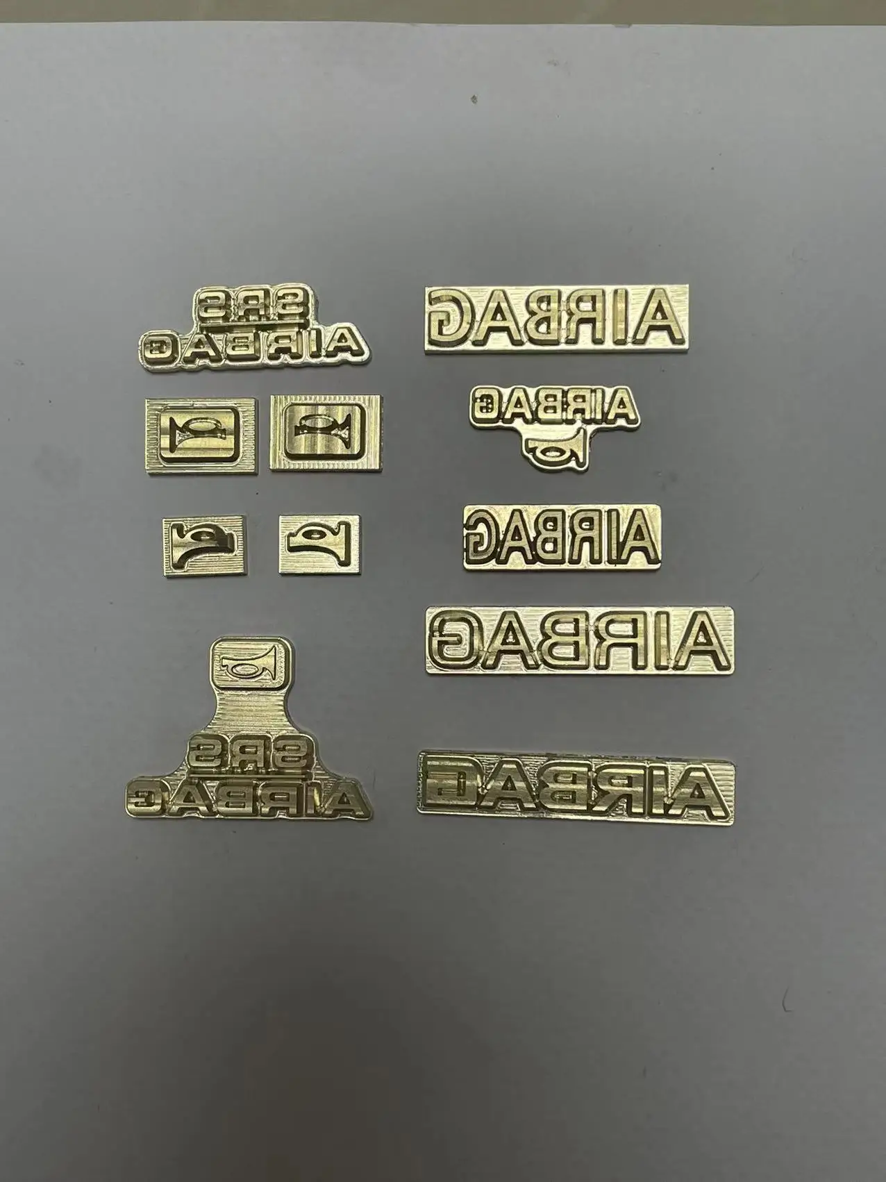 D77-D95 SRS подушка безопасности надпись латунная форма штамп для приборной панели