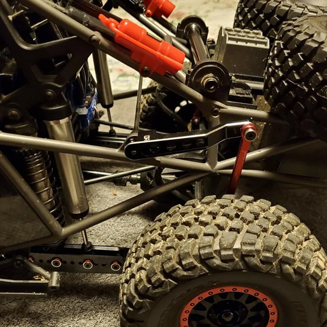 Набор металлических передних и задних балок для радиоуправляемых автомобилей UDR