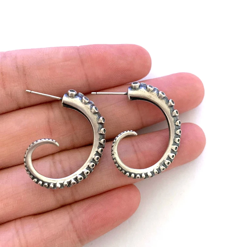 

Octopus Foot Stud Earrings For Women Fashion Vintage Silver Color Nordic Sea Monster Octopus Claw Earrings Statement Jewelry