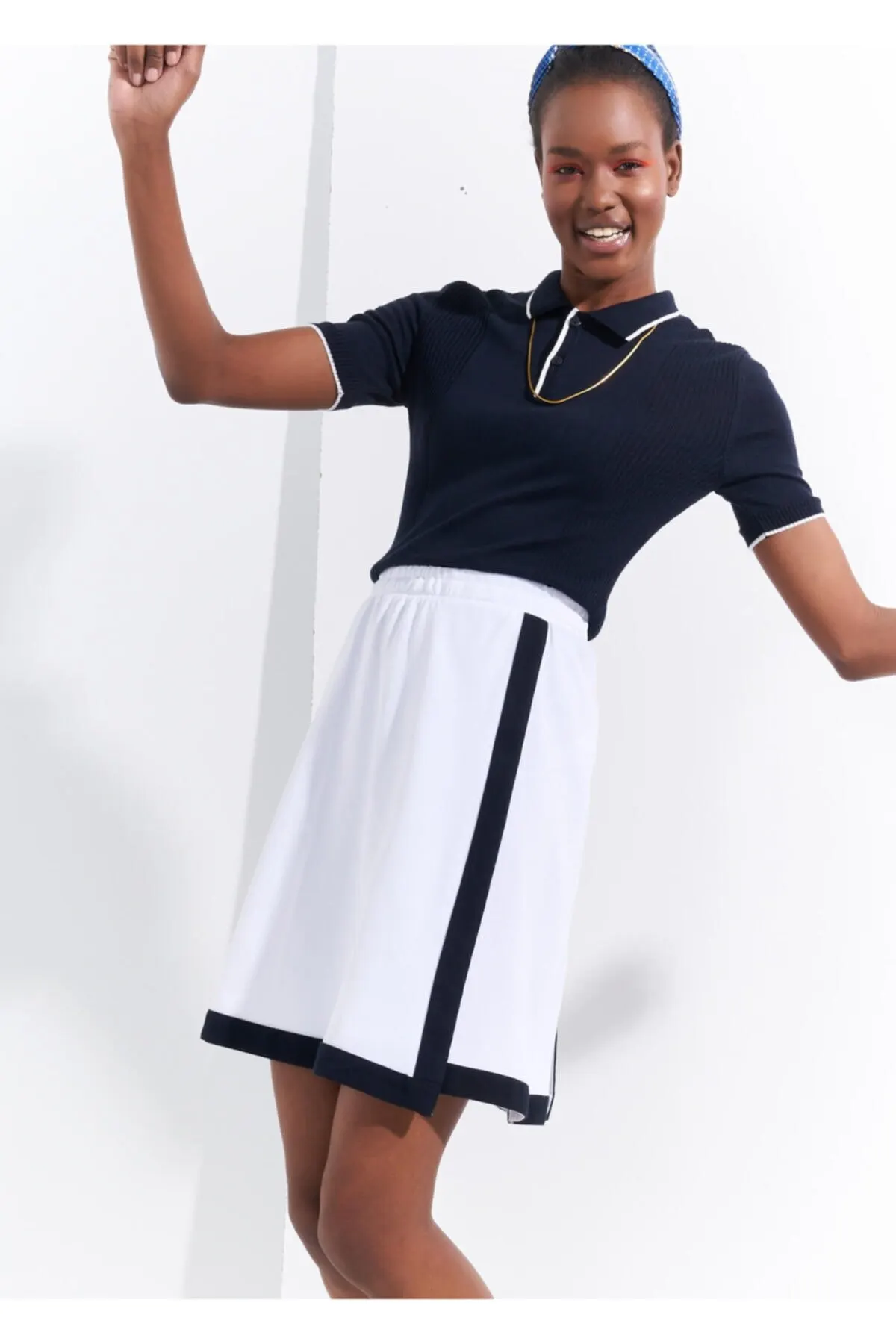 

Women's Skirt White Above Knee Sport Skirt Summer Cute Style Empire Slim Folds Above Knee Sexy Mini Skirts